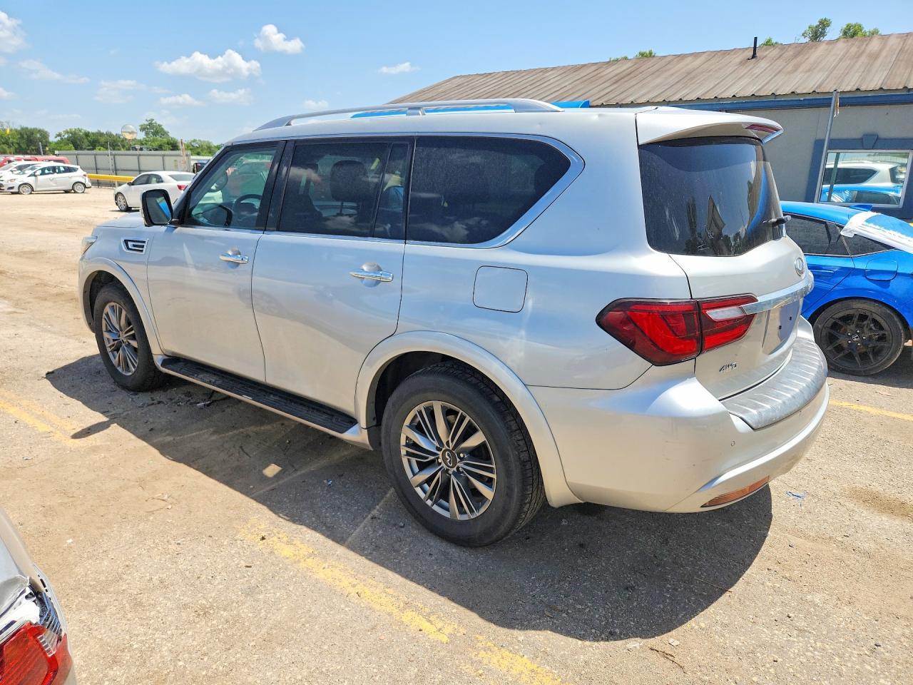 2022 Infiniti Qx80 Luxe - Image 2