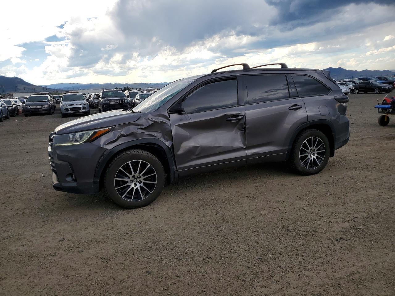 2018 Toyota Highlander Se