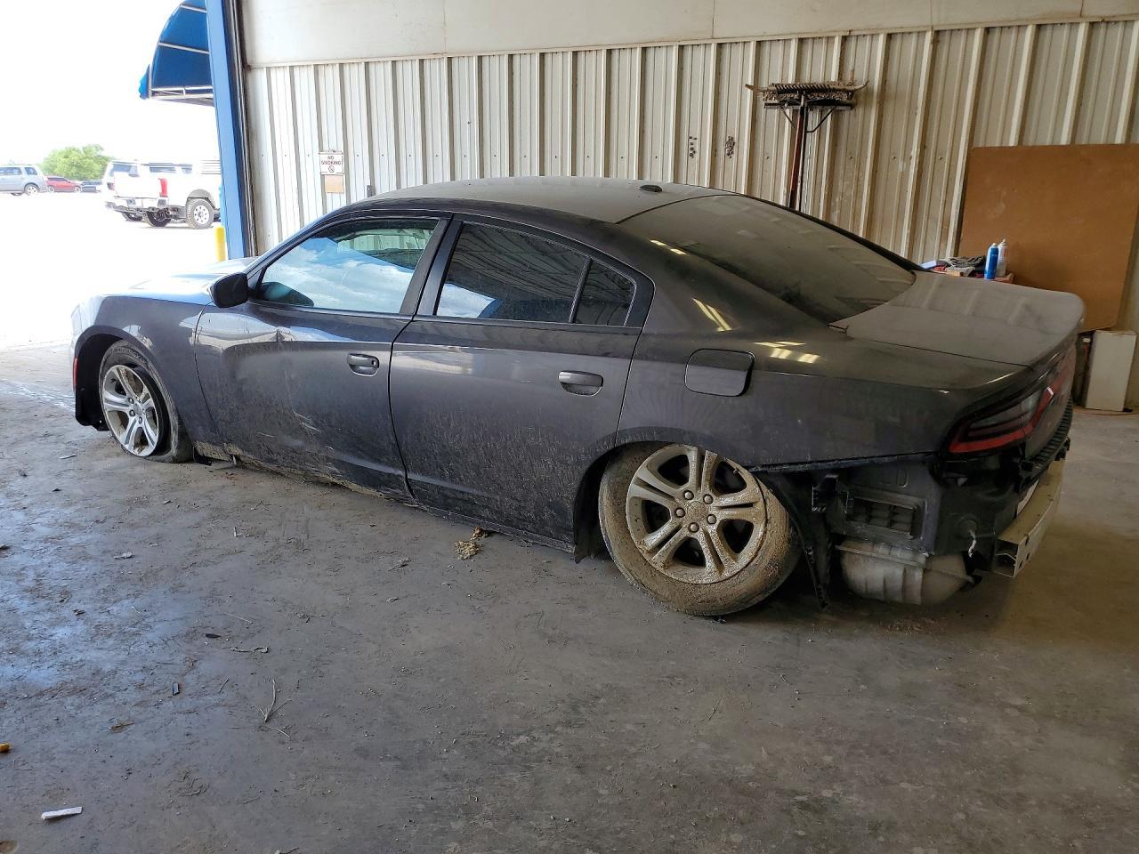 2018 Dodge Charger Sxt - Image 2