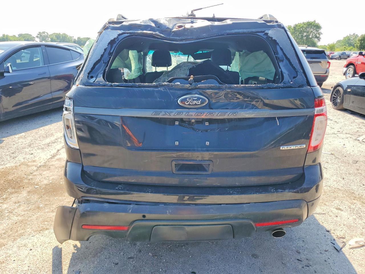 2015 Ford Explorer Xlt - Фото 6