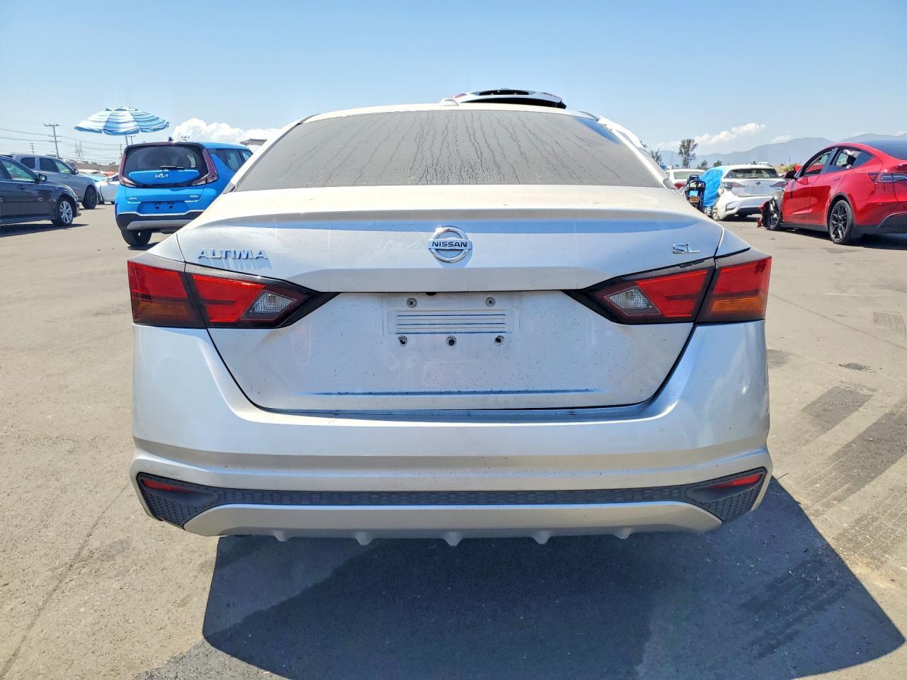 2020 Nissan Altima S - Фото 6