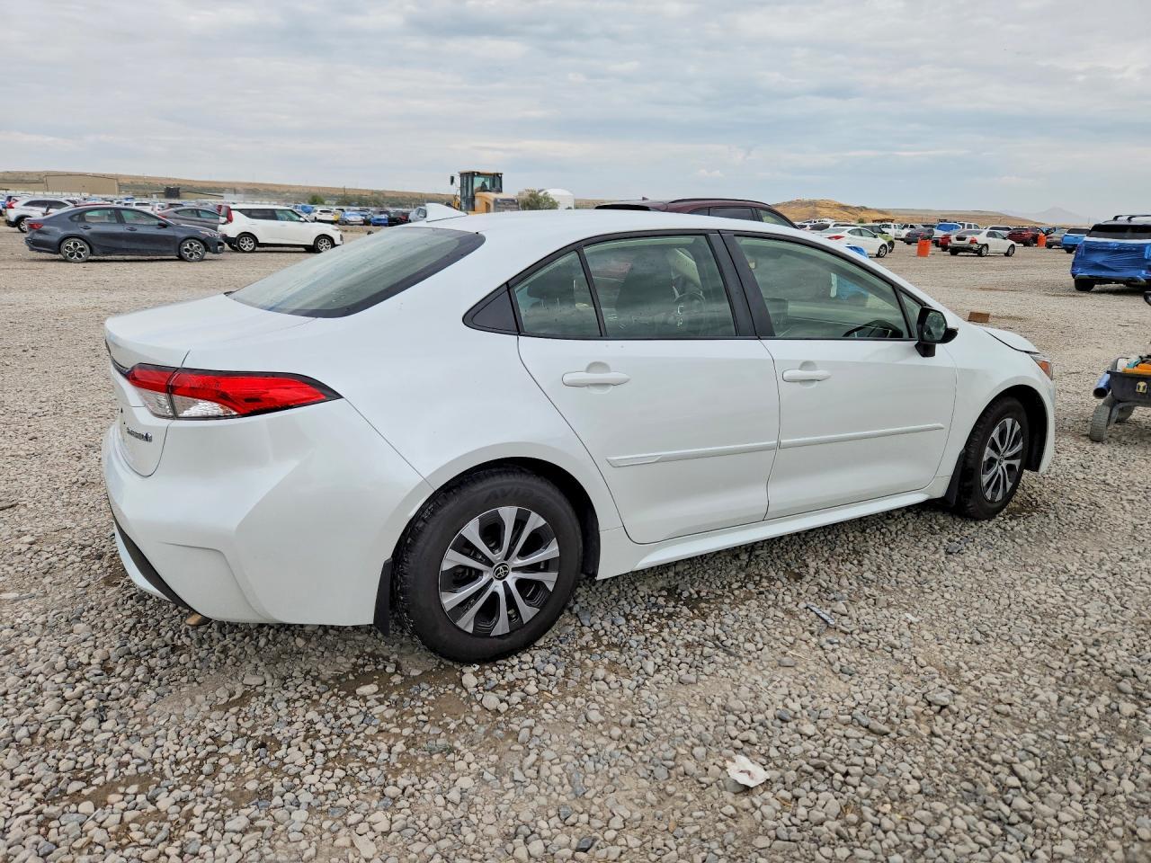 2022 Toyota Corolla Le - Image 3
