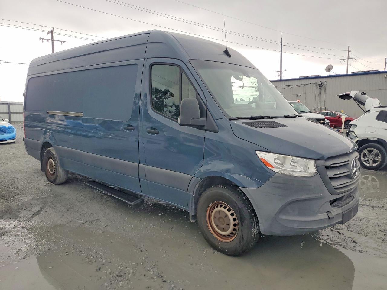 2019 Mercedes-Benz Sprinter 2500/3500 Delivery Van - Image 4