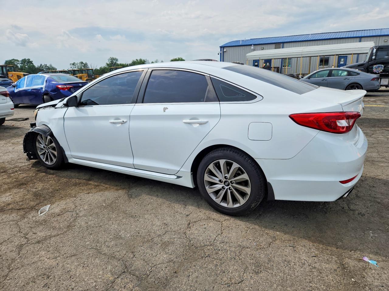 2017 Hyundai Sonata Sport - Image 2