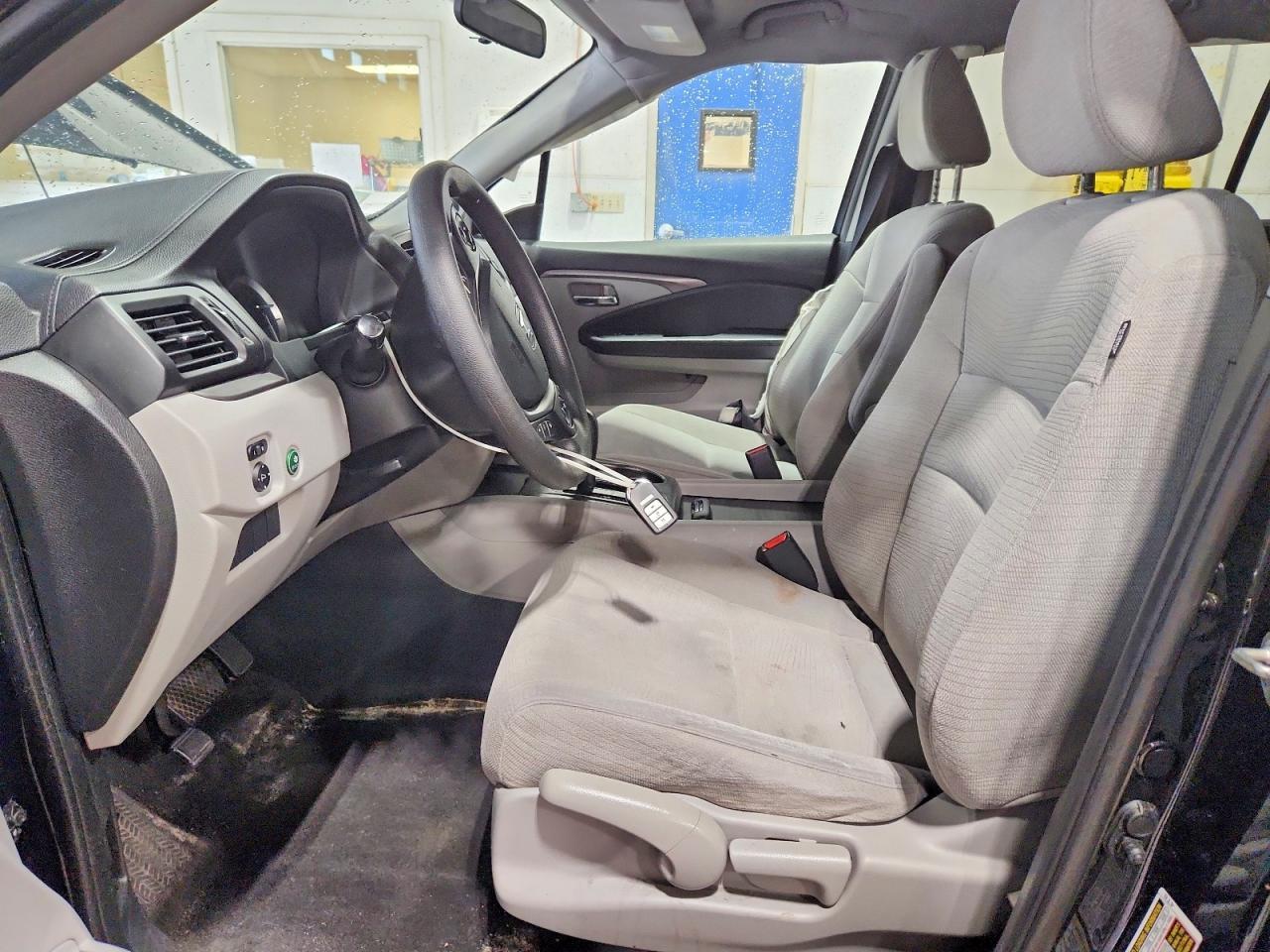 2016 Honda Pilot Lx - Image 7