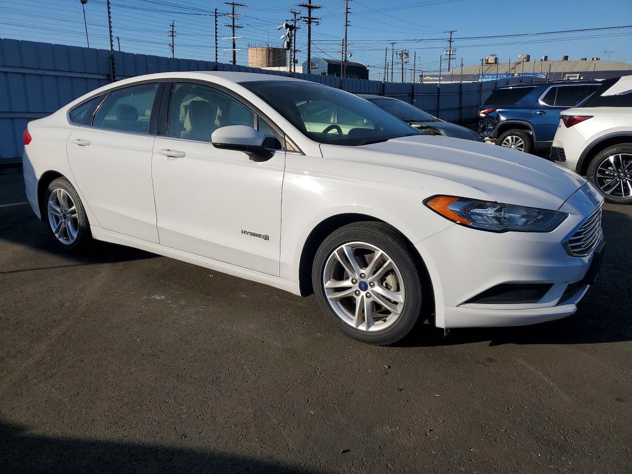2018 Ford Fusion Se Hybrid - Image 4