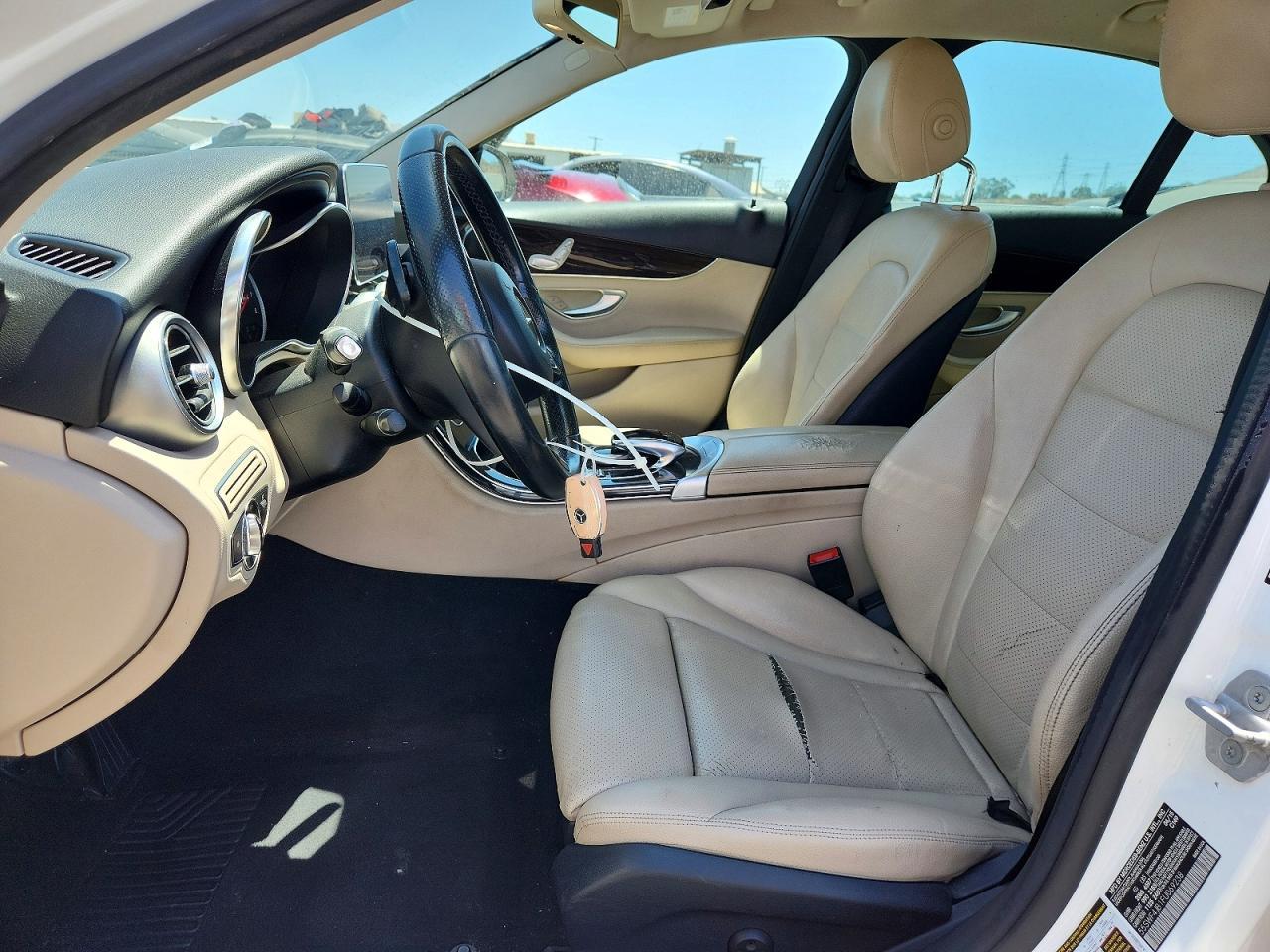 2015 Mercedes-Benz C 300 - Image 7