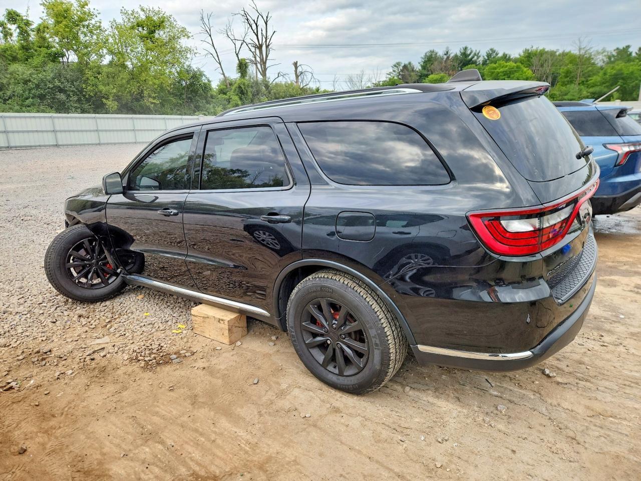 2016 Dodge Durango Limited - Image 2
