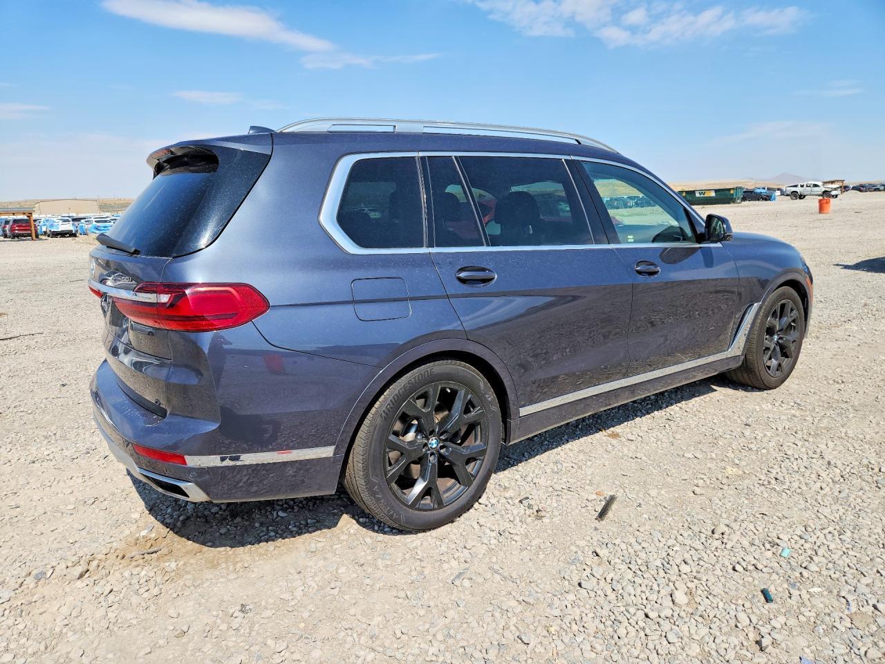 2019 BMW X7 xDrive50I - Фото 3