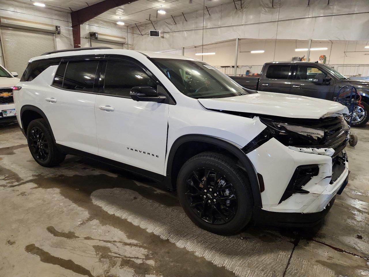 2024 Chevrolet Traverse Lt - Фото 4