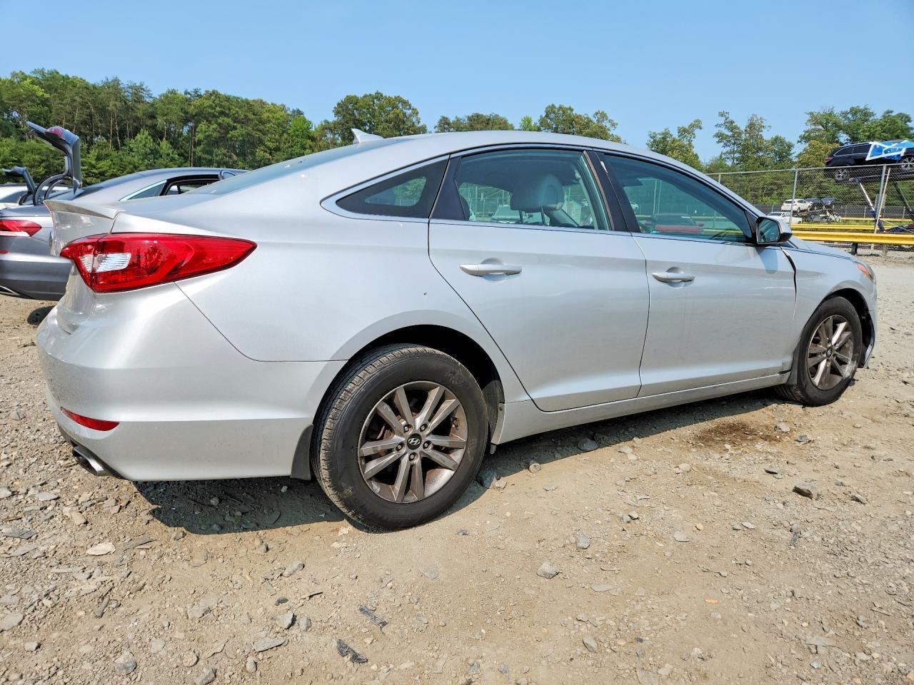 2015 Hyundai Sonata Se - Фото 3
