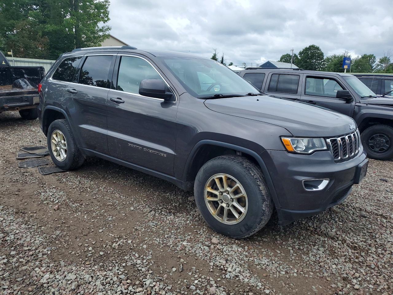 2019 Jeep Grand Cherokee Laredo - Фото 4