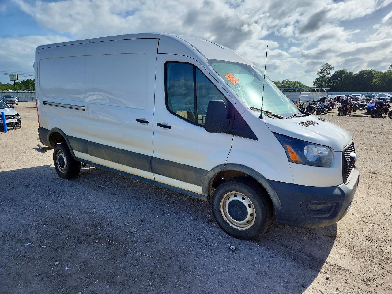 2025 Ford Transit 250 Delivery Van - Image 4