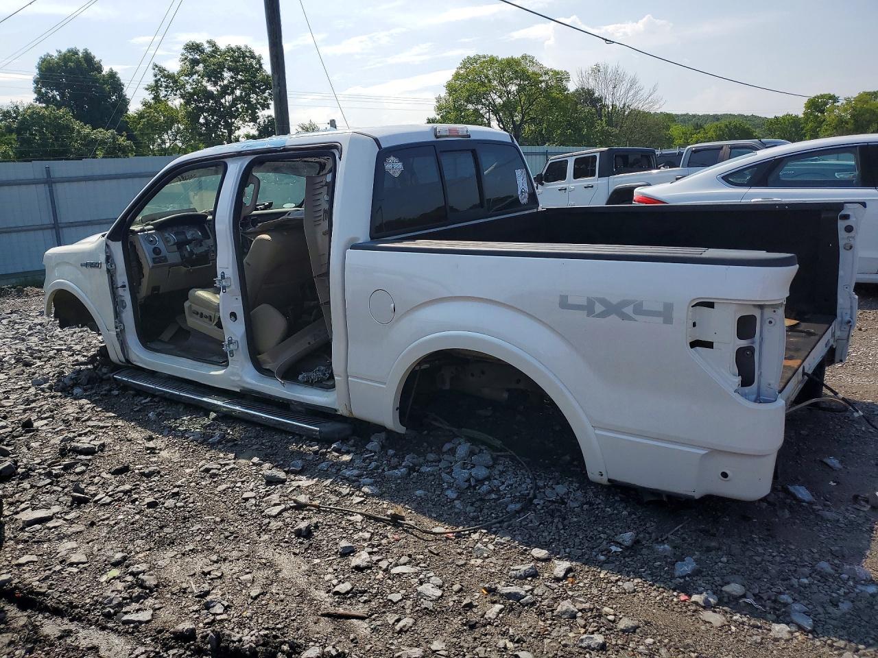 2010 Ford F150 - Image 2