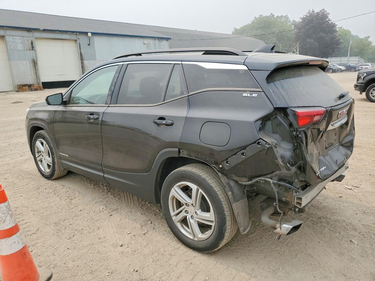 2019 GMC Terrain Sle - Image 2