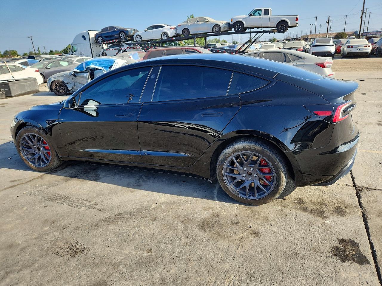 2025 Tesla Model 3 - Image 2