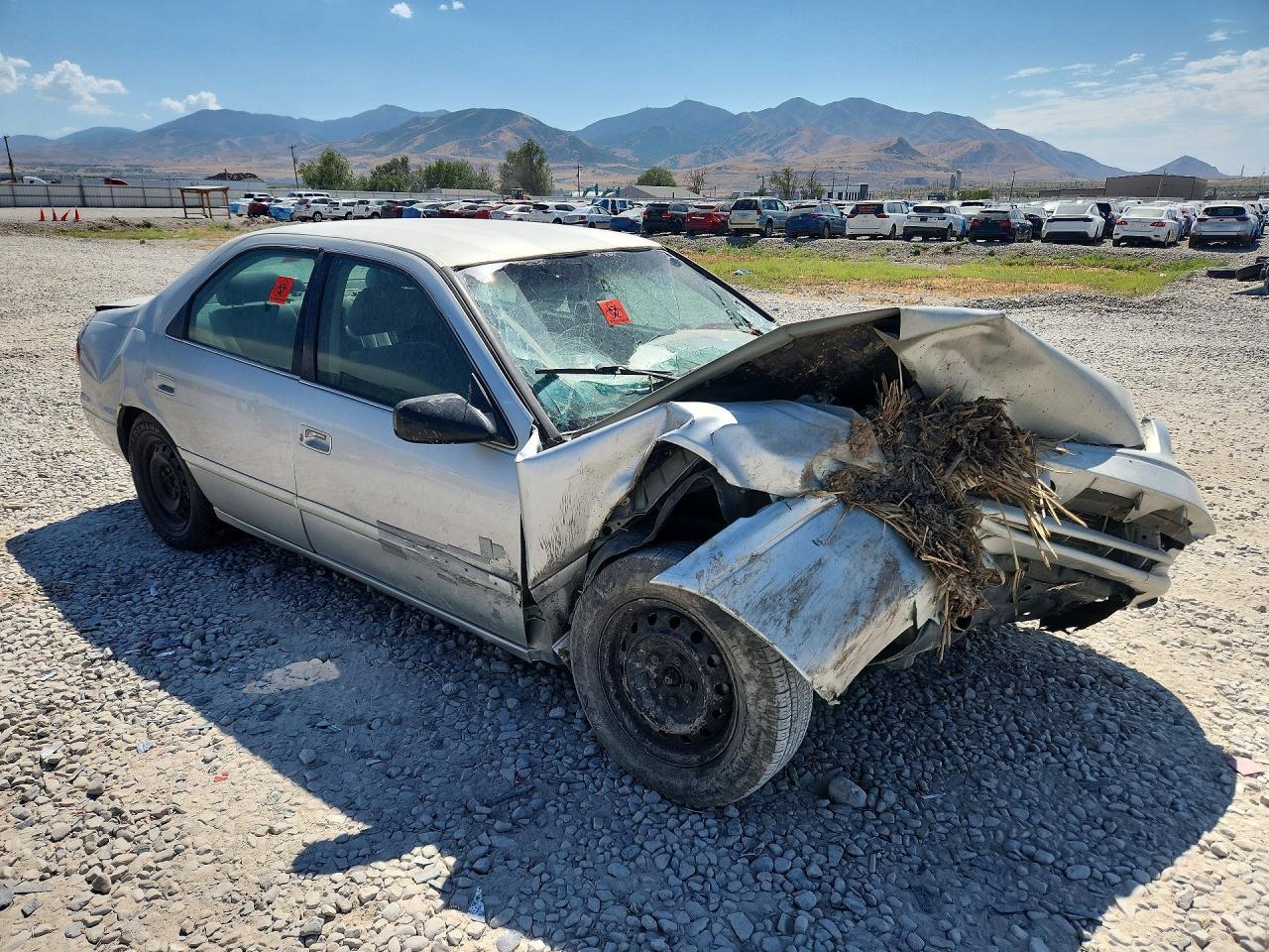 2001 Toyota Camry Le - Фото 4