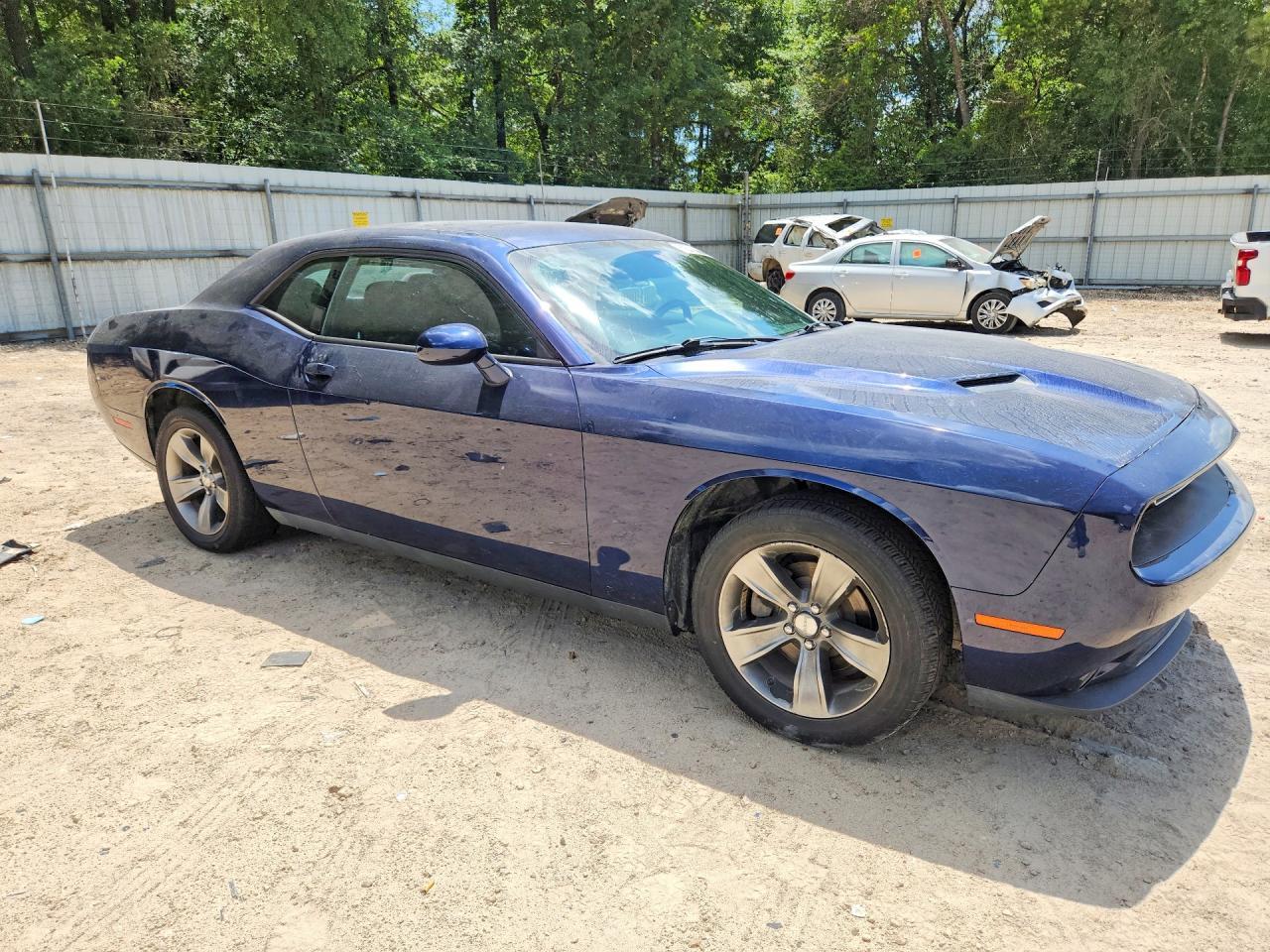 2015 Dodge Challenger Sxt - Image 4
