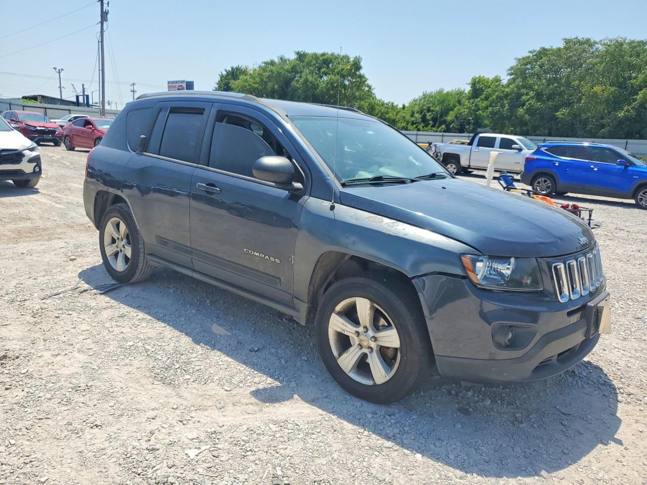 2014 Jeep Compass Sport - Image 4