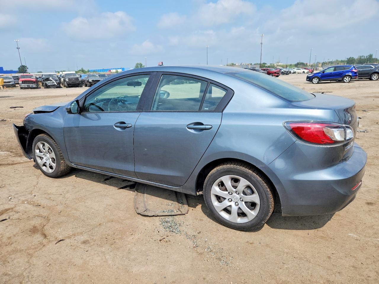 2012 Mazda 3 I - Фото 2