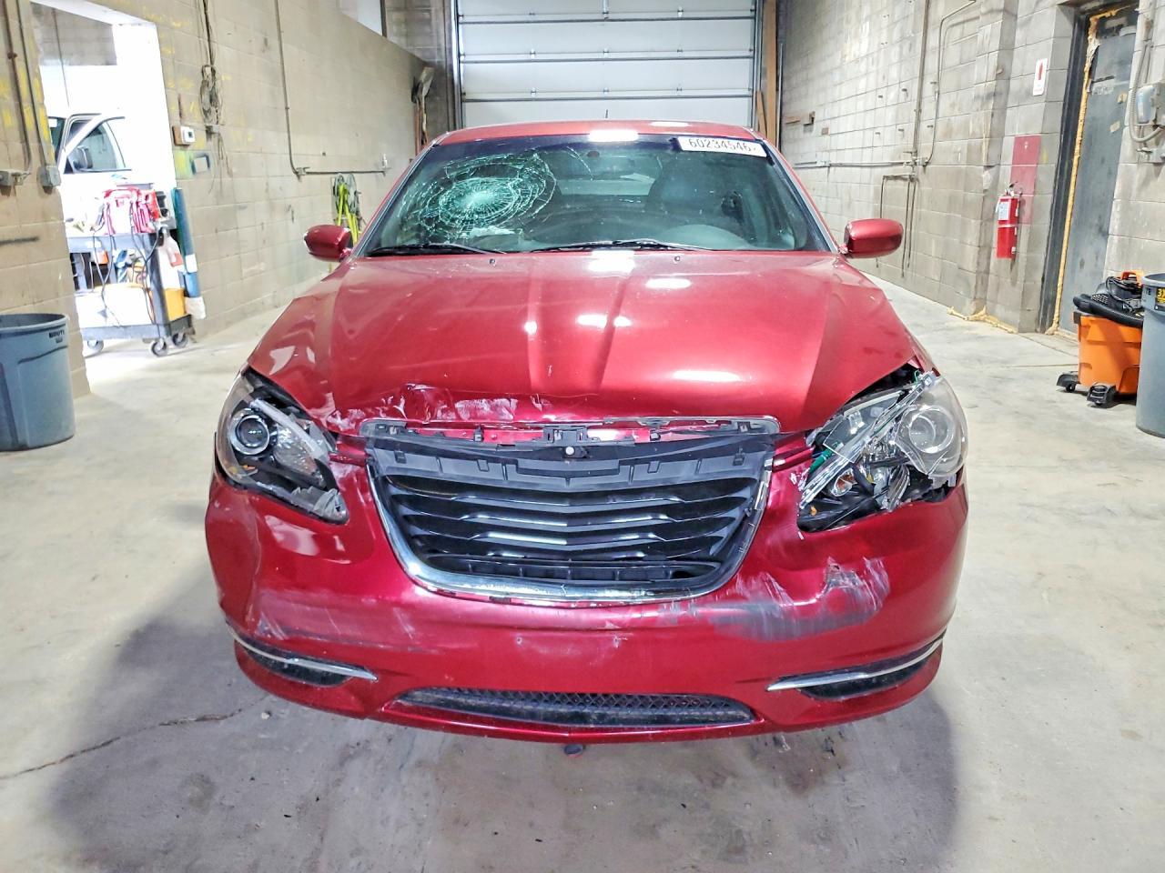 2013 Chrysler 200 Limited - Фото 5
