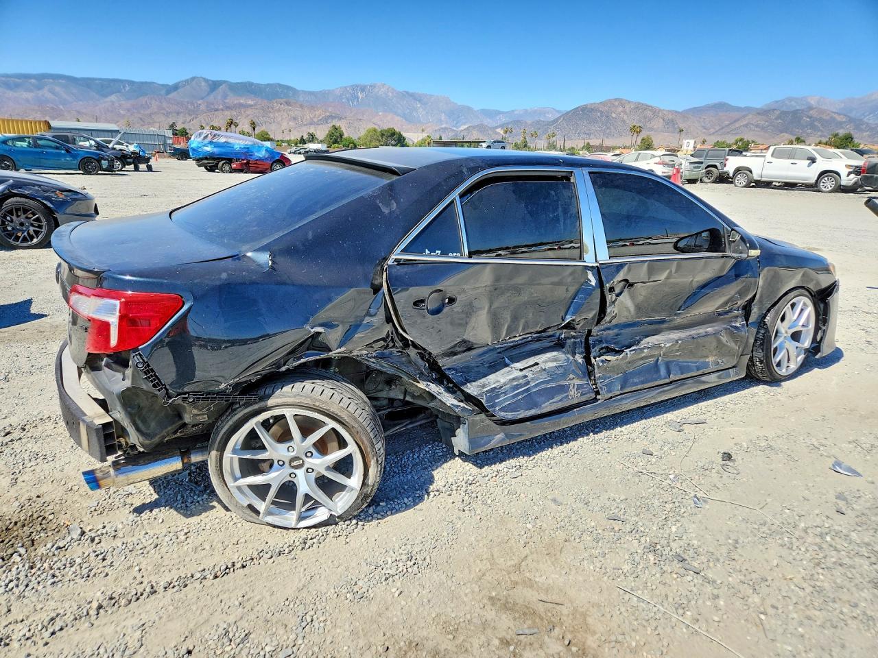 2012 Toyota Camry Se - Image 3