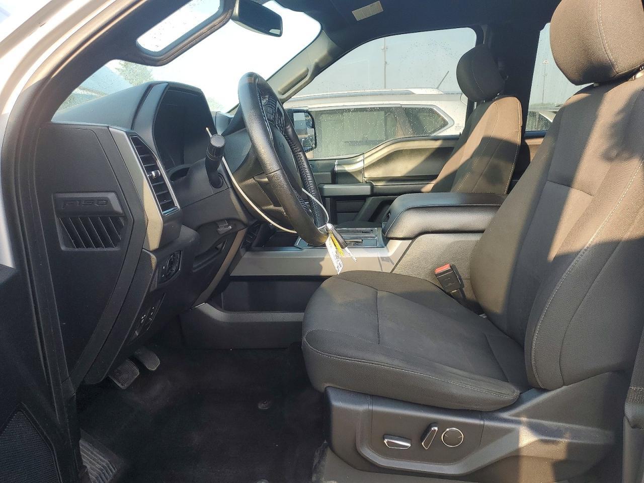 2018 Ford F150 Super Cab - Фото 7