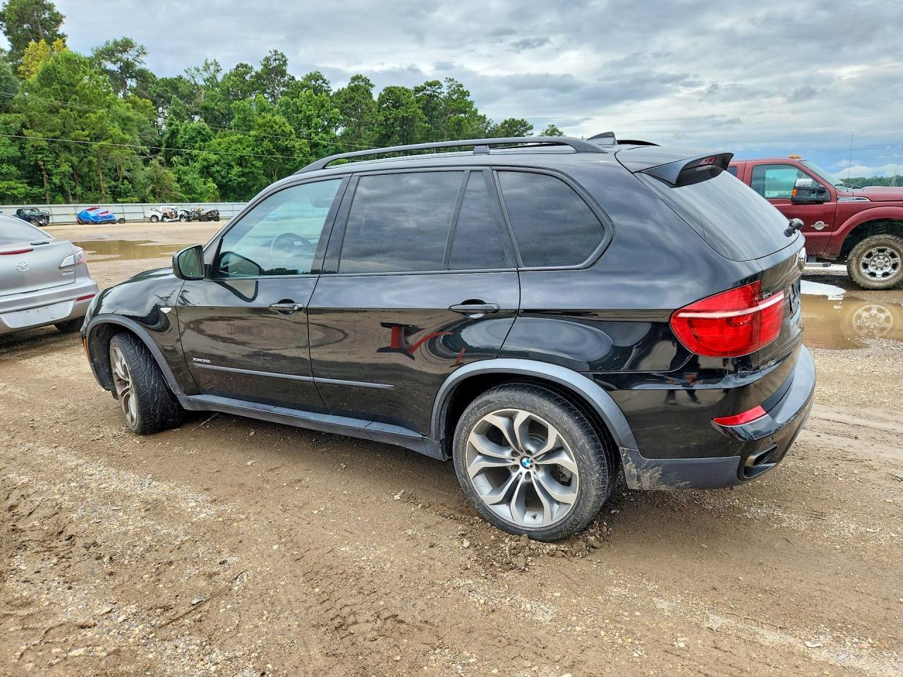 2013 BMW X5 xDrive50I - Фото 2