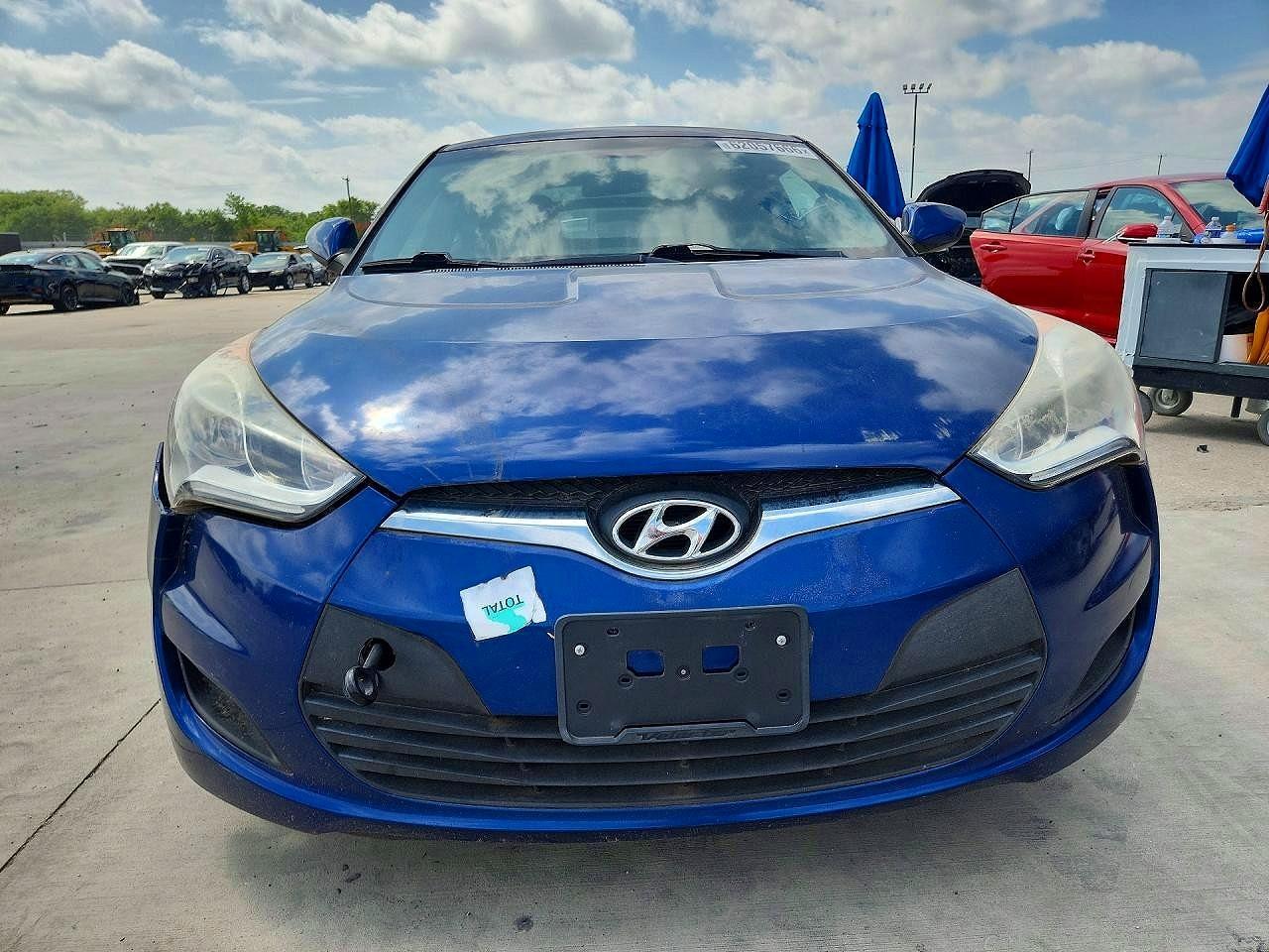 2016 Hyundai Veloster Base - Фото 5