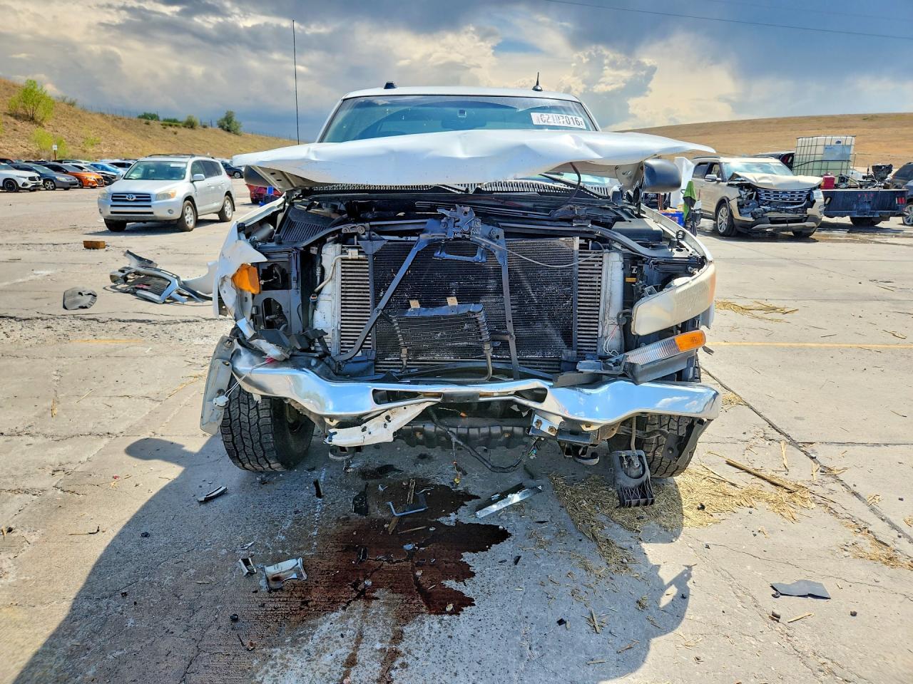 2004 GMC Sierra K2500 Heavy Duty - Фото 5