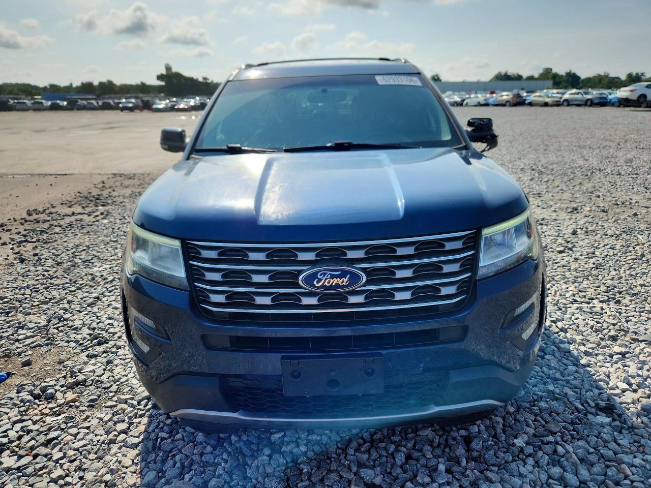 2017 Ford Explorer Xlt - Image 5