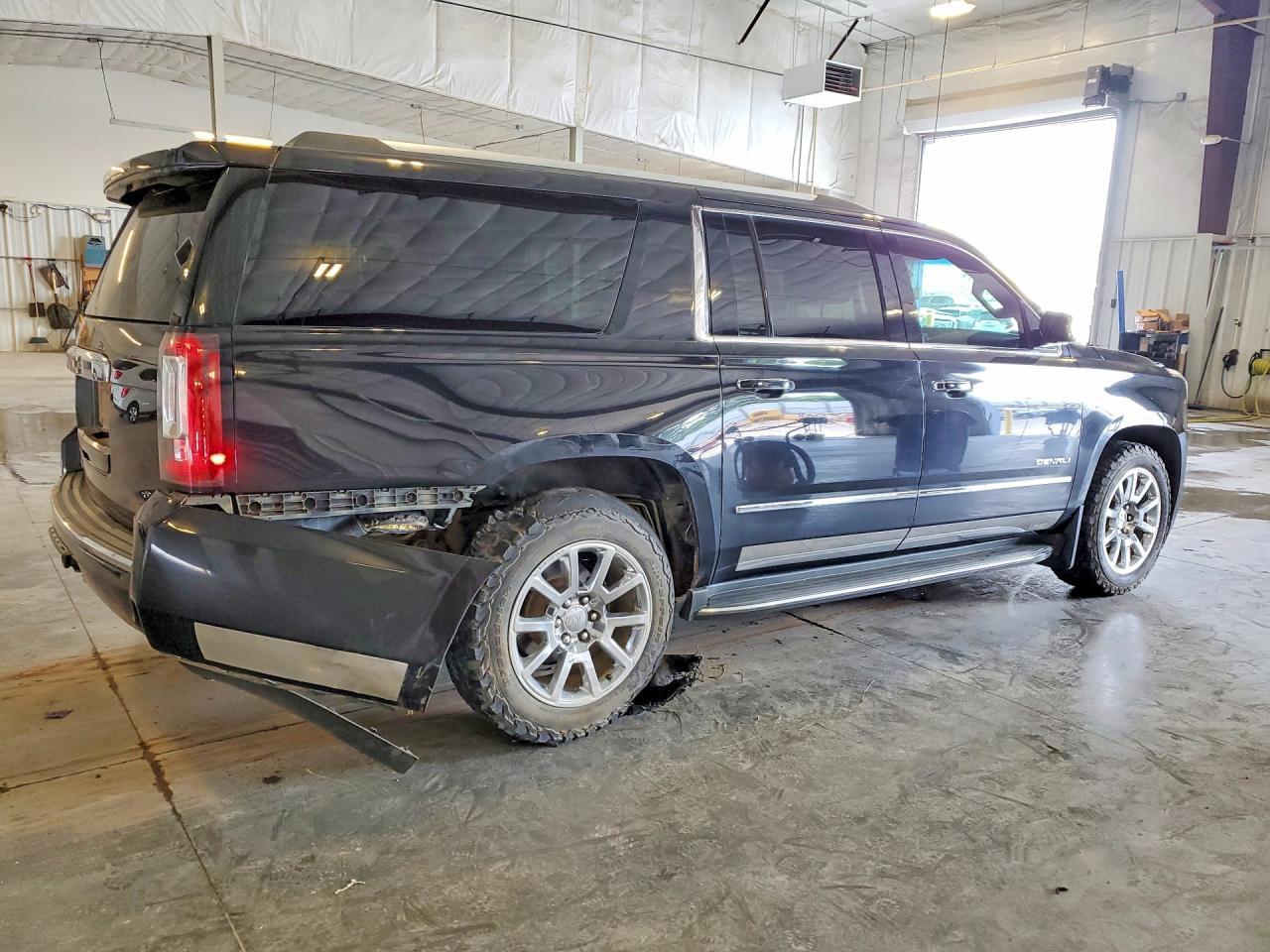 2016 GMC Yukon Xl Denali - Фото 3
