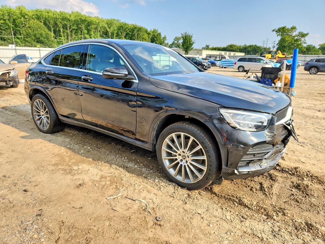 2021 Mercedes-Benz Glc Coupe 300 4Matic - Фото 4