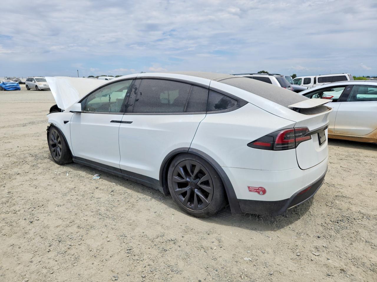 2024 Tesla Model X - Image 2