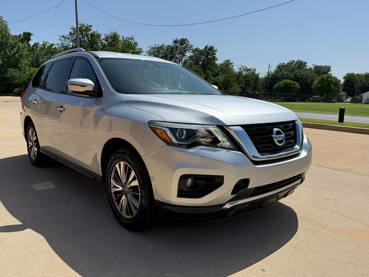 2018 Nissan Pathfinder Sv
