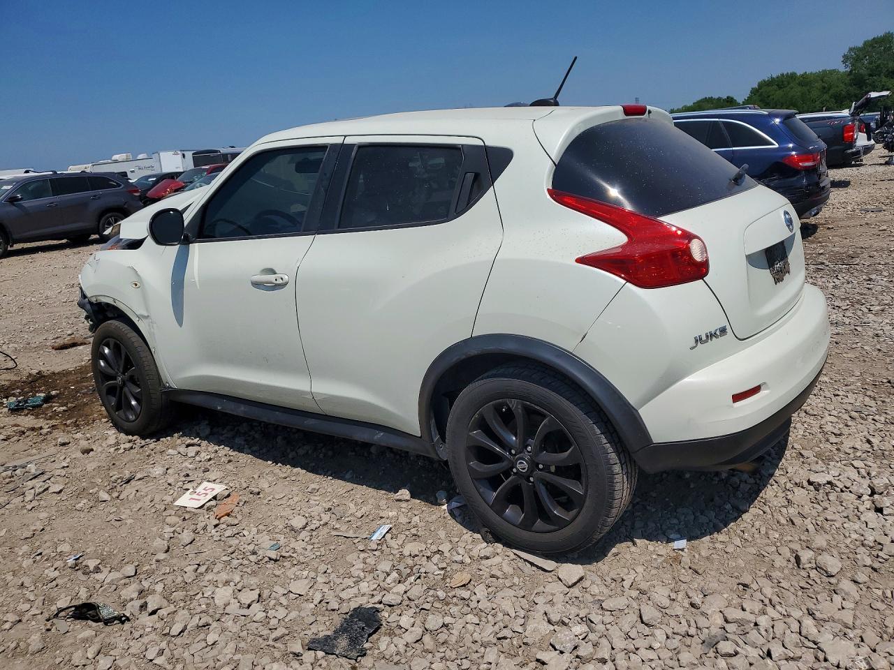 2011 Nissan Juke S - Фото 2