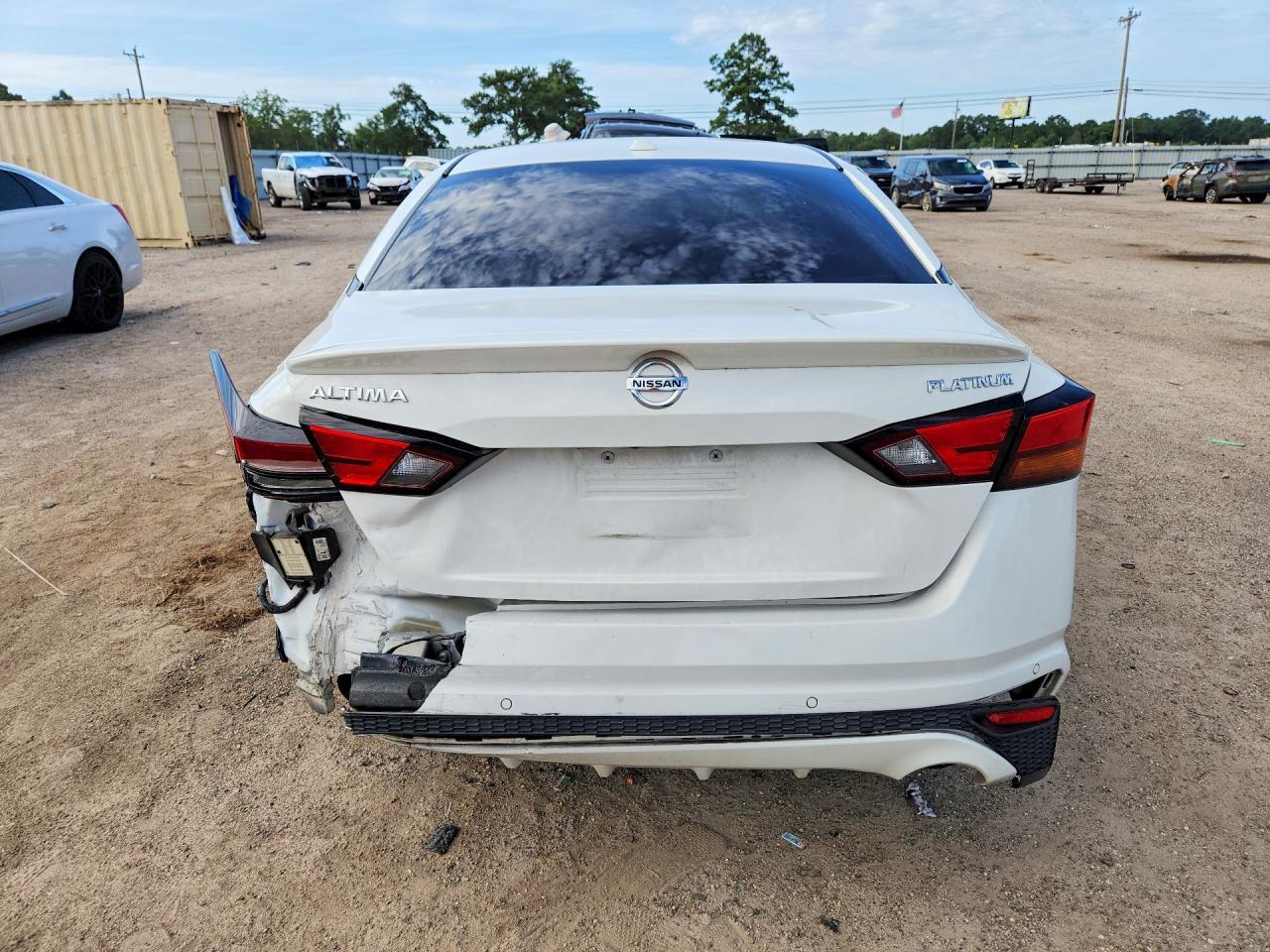 2019 Nissan Altima Platinum - Фото 6