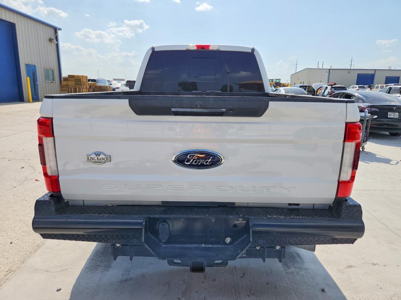 2019 Ford F250 Super Duty - Image 6