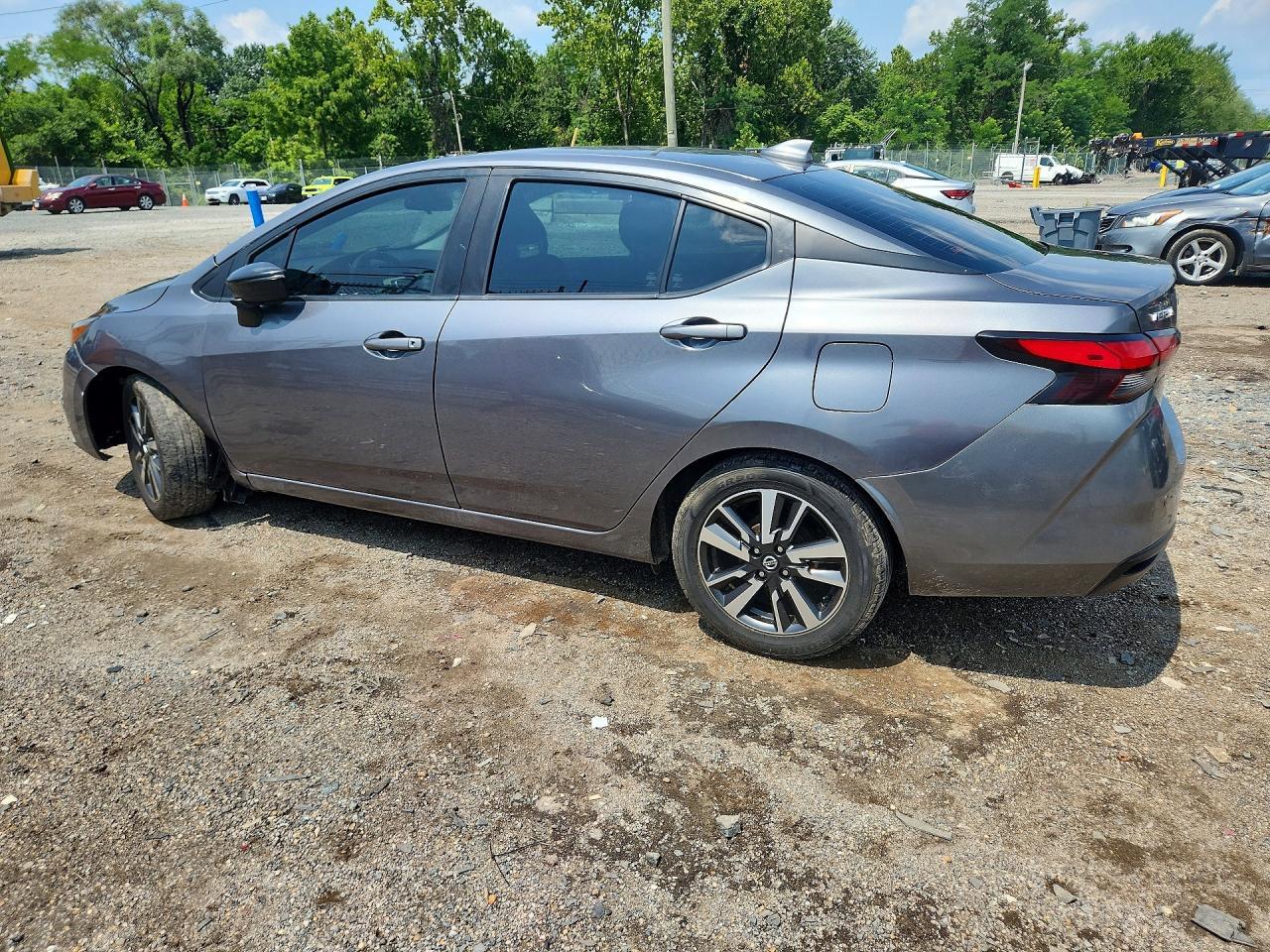 2021 Nissan Versa Sv - Фото 2
