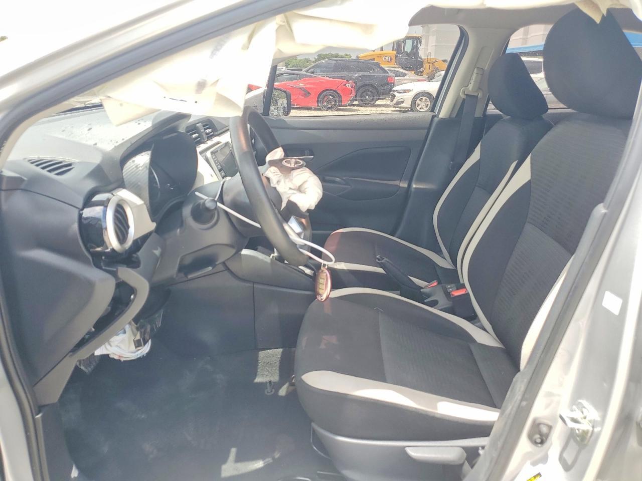 2021 Nissan Versa Sv - Фото 7