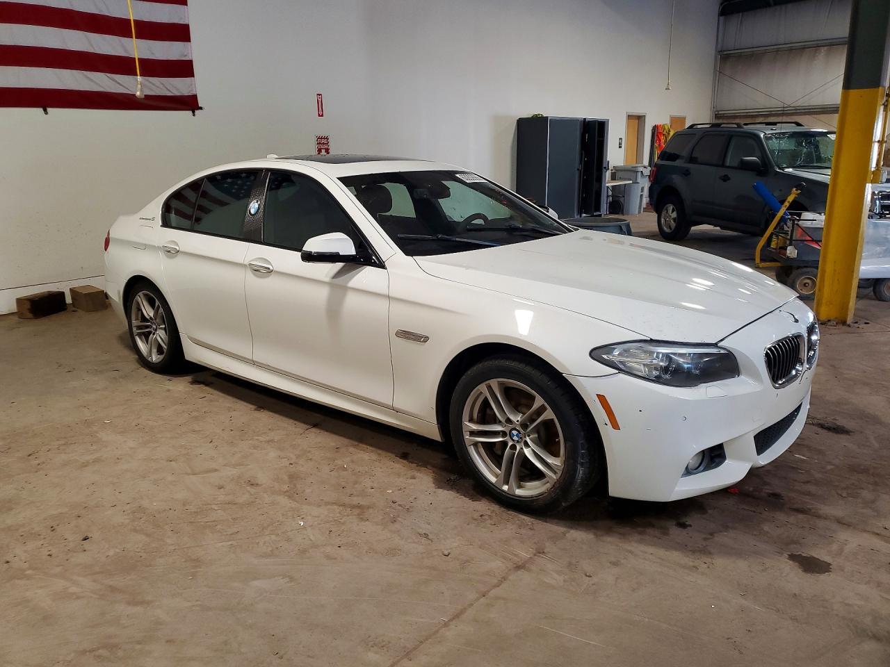 2014 BMW Activehybrid 5 - Фото 4