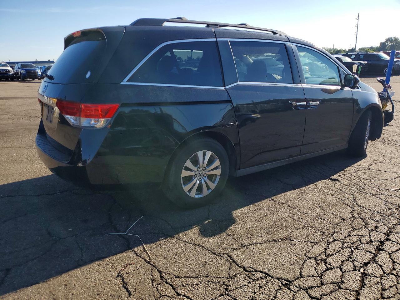 2014 Honda Odyssey Exl - Фото 3