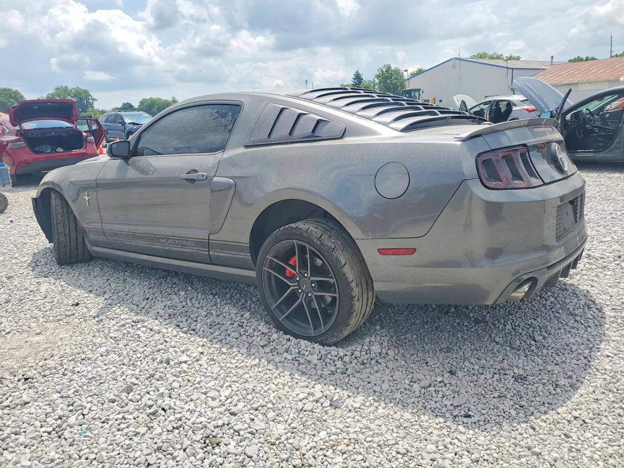 2014 Ford Mustang - Фото 2