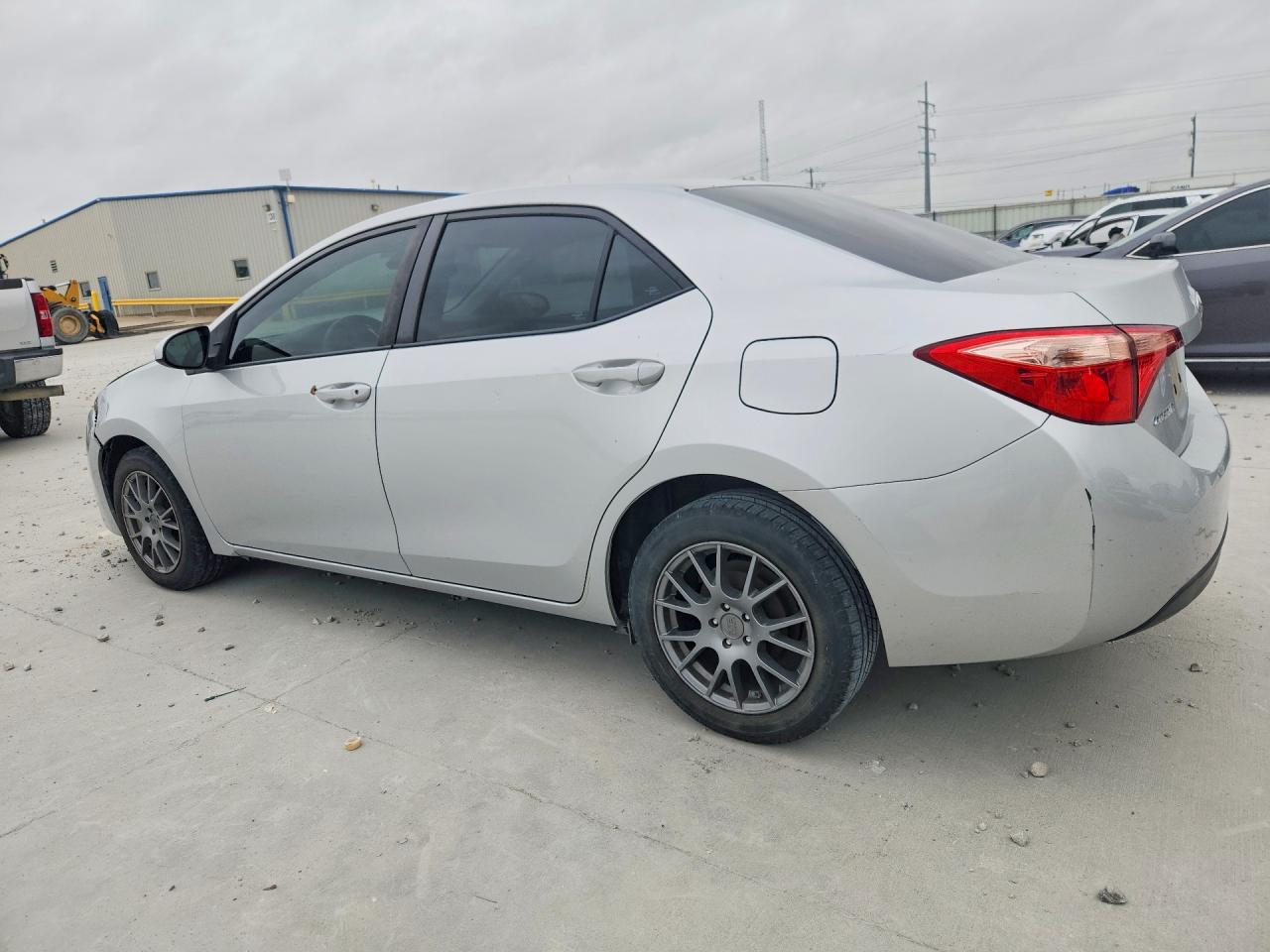 2018 Toyota Corolla Le - Фото 2