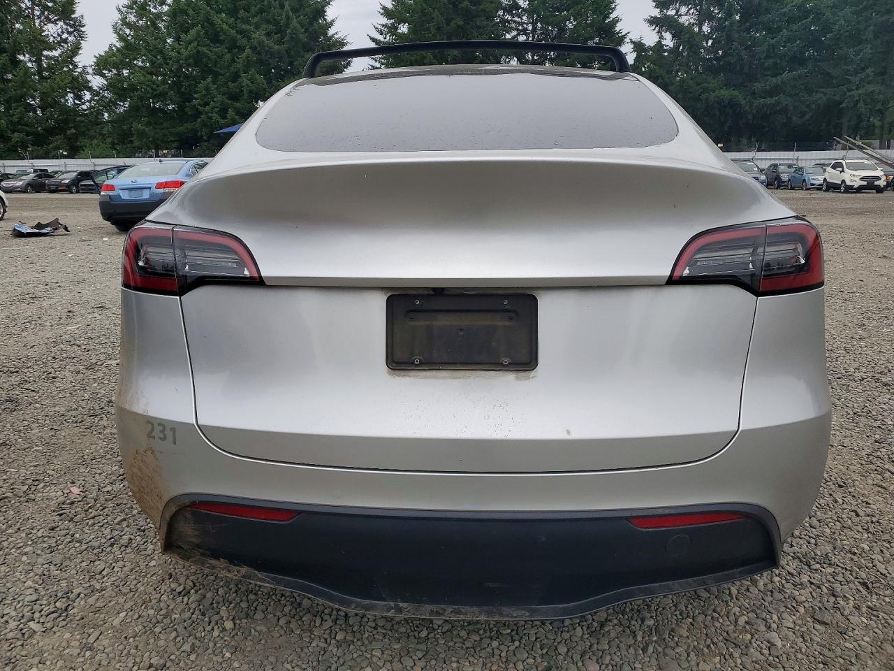 2021 Tesla Model Y - Image 6