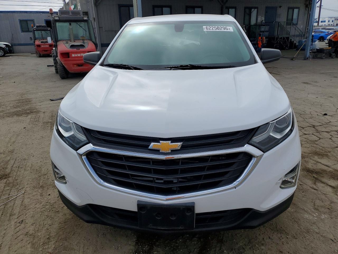 2018 Chevrolet Equinox Ls - Фото 5