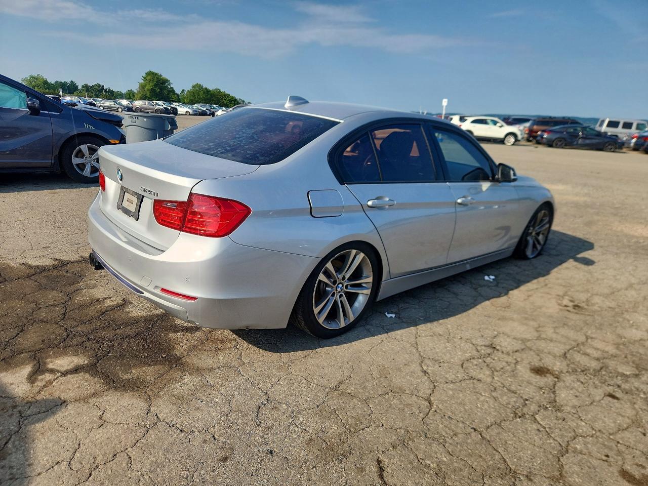 2014 BMW 328 Xi Sulev - Фото 3