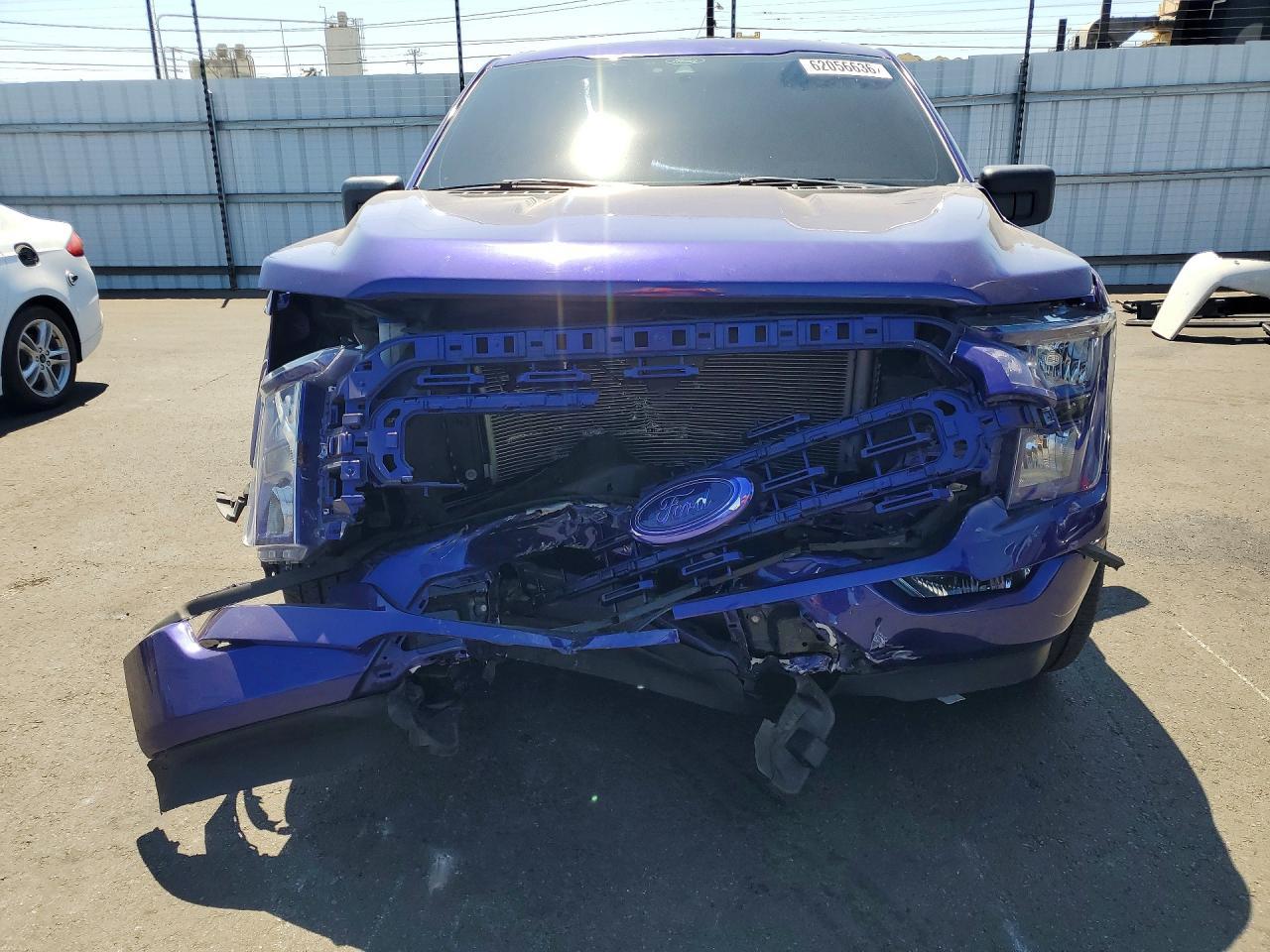 2022 Ford F150 - Фото 5