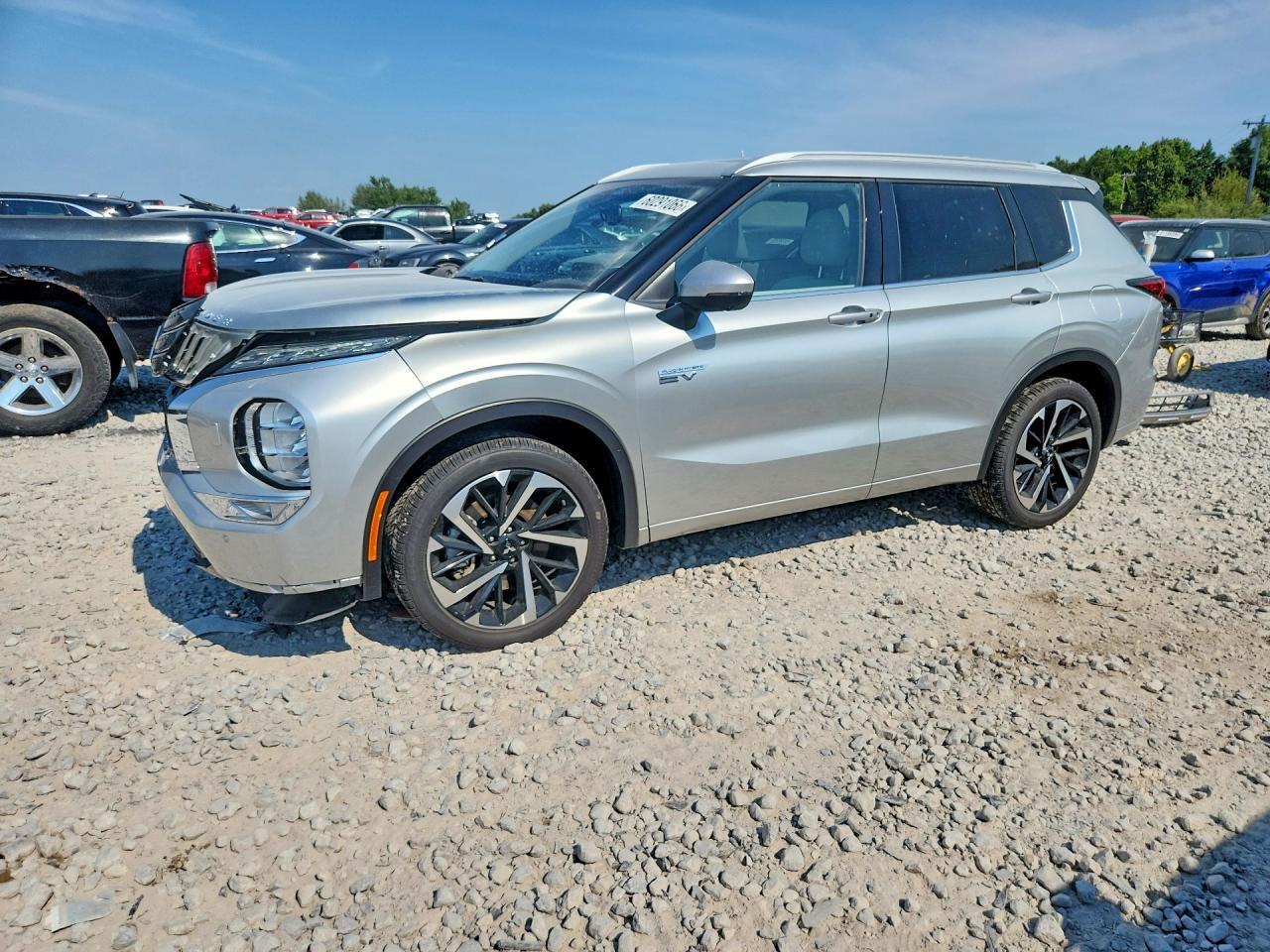 2025 Mitsubishi Outlander Sel