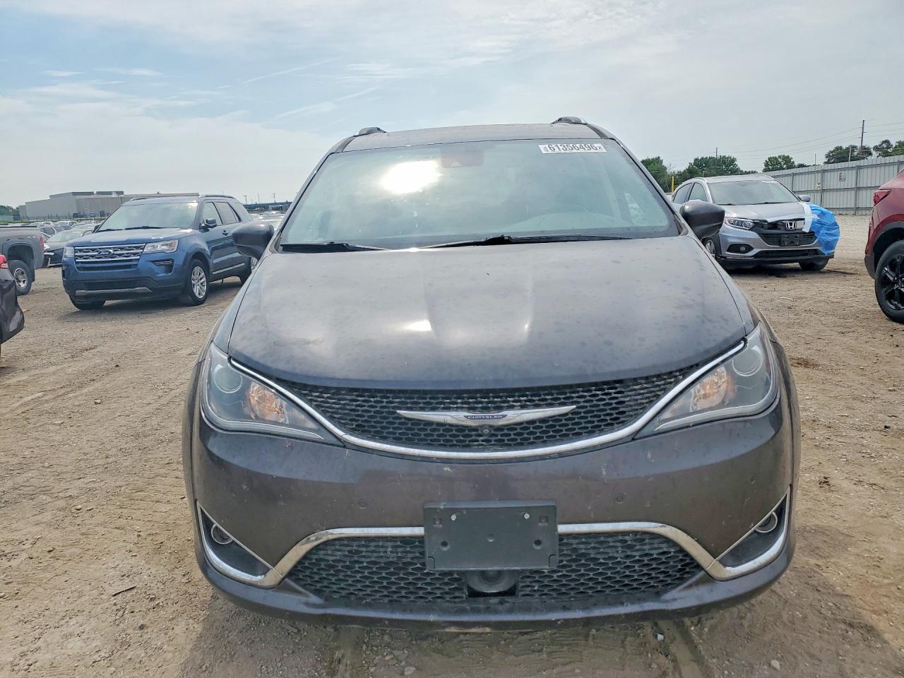 2018 Chrysler Pacifica Touring L Plus - Фото 5